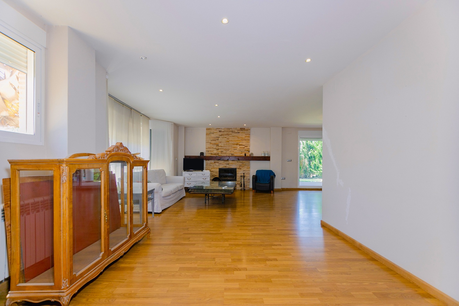 Classic Style 2-Story Villa – Calle Azahar, Alfinach Puçol