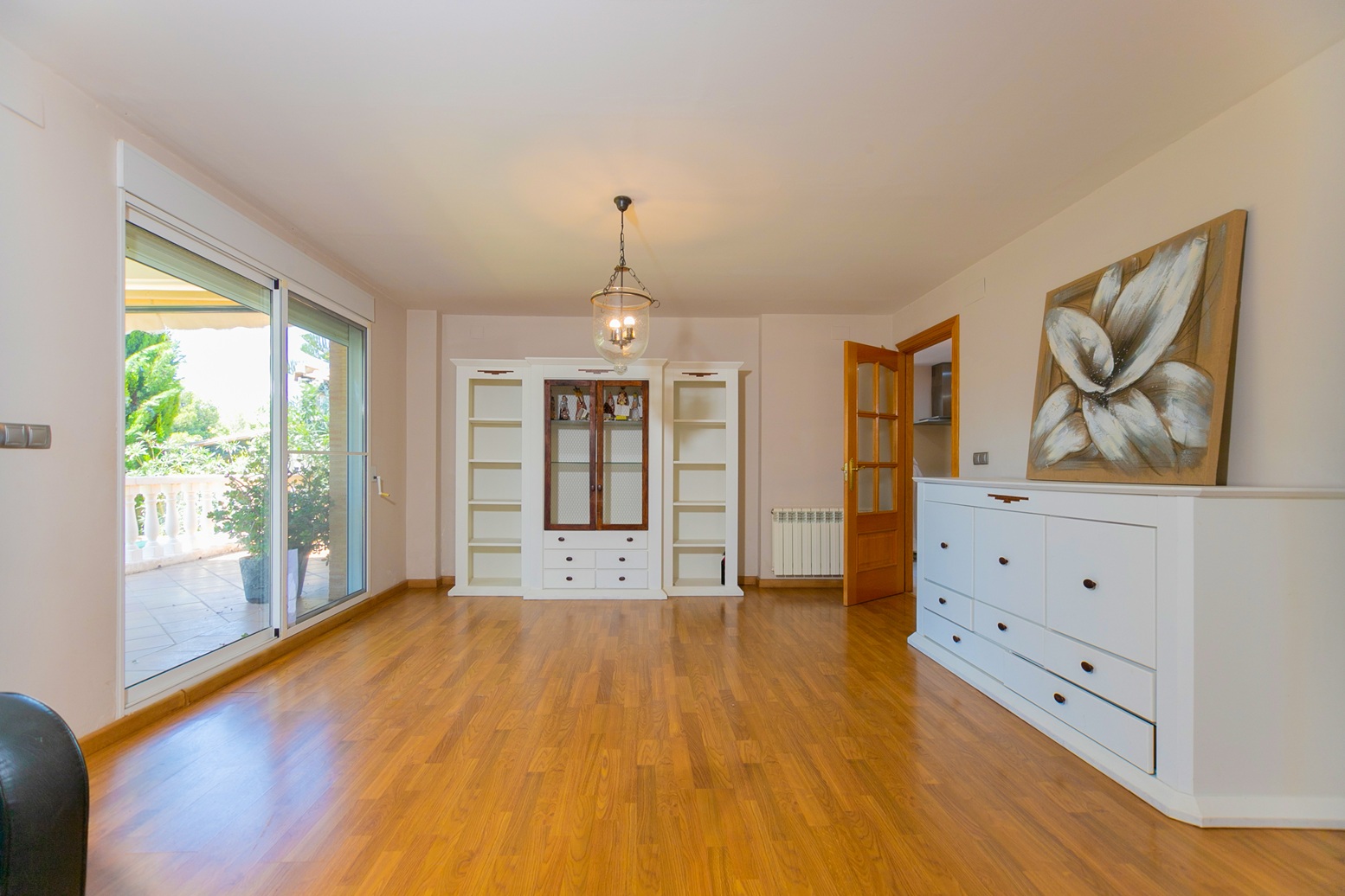 Classic Style 2-Story Villa – Calle Azahar, Alfinach Puçol