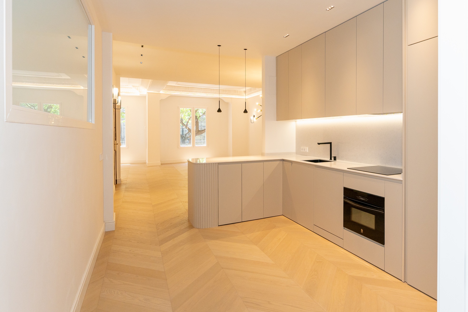 DSC02332 Spectacular newly refurbished apartment in Avenida Reino De Valencia